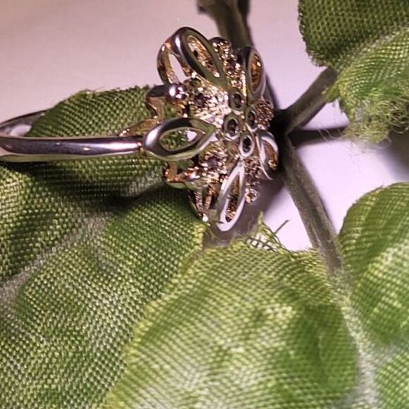 JT New Silver-Plated Cubic Zirconia Ring Size 7 - Picture 6 of 8